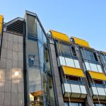 Le store banne vertical est une solution efficace et polyvalente
