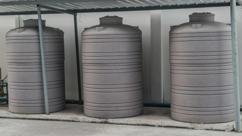 Cuves de stockage&nbsp;: PEHD ou Métal, quelle option choisir ?