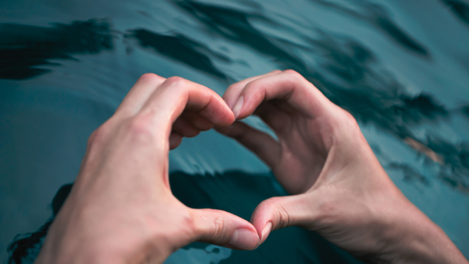 Économiser l&rsquo;eau de votre Piscine : 10 astuces faciles et efficaces