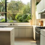 Quel matériau choisir pour un plan de travail dans une cuisine haut de gamme ?