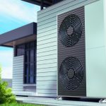 Unite exterieure de pompe a chaleur installee le long d une maison contemporaine